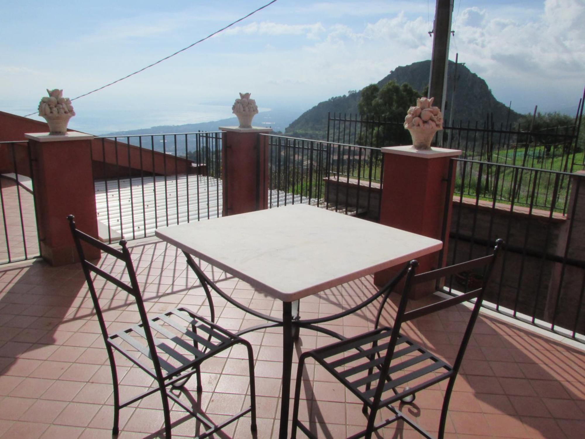 Casale Di Caterina Guest House ตาออร์มินา ห้อง รูปภาพ