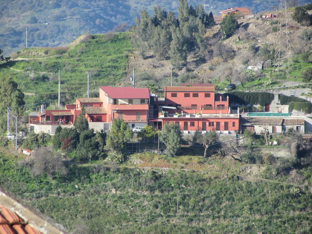 Casale Di Caterina Guest House ตาออร์มินา ภายนอก รูปภาพ