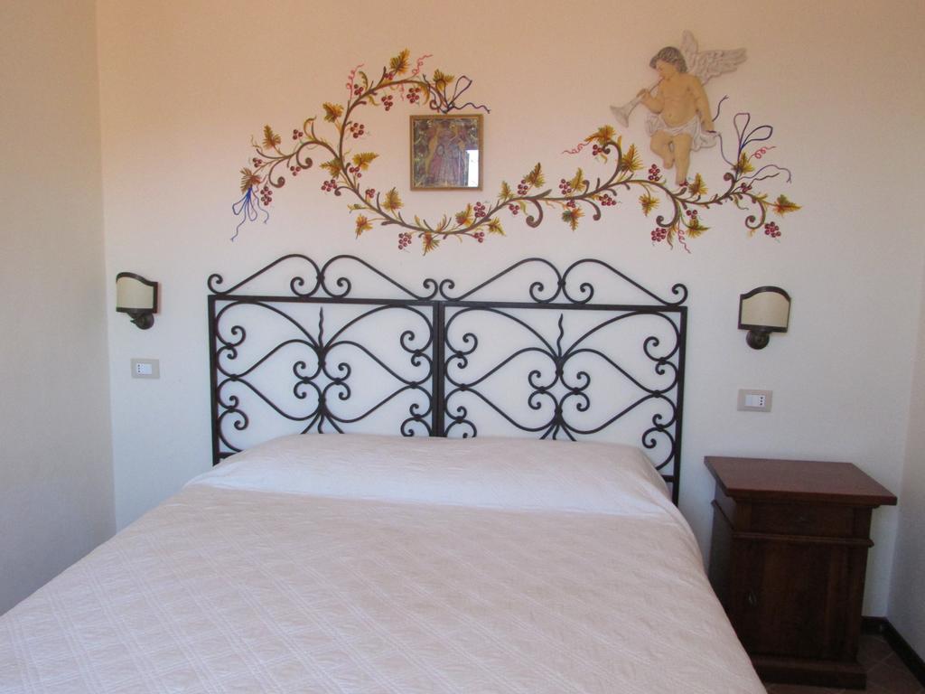 Casale Di Caterina Guest House ตาออร์มินา ห้อง รูปภาพ