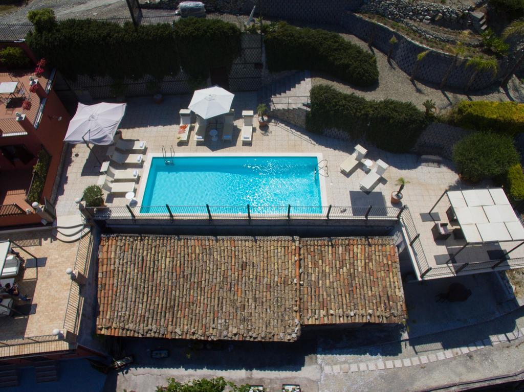 Casale Di Caterina Guest House ตาออร์มินา ภายนอก รูปภาพ